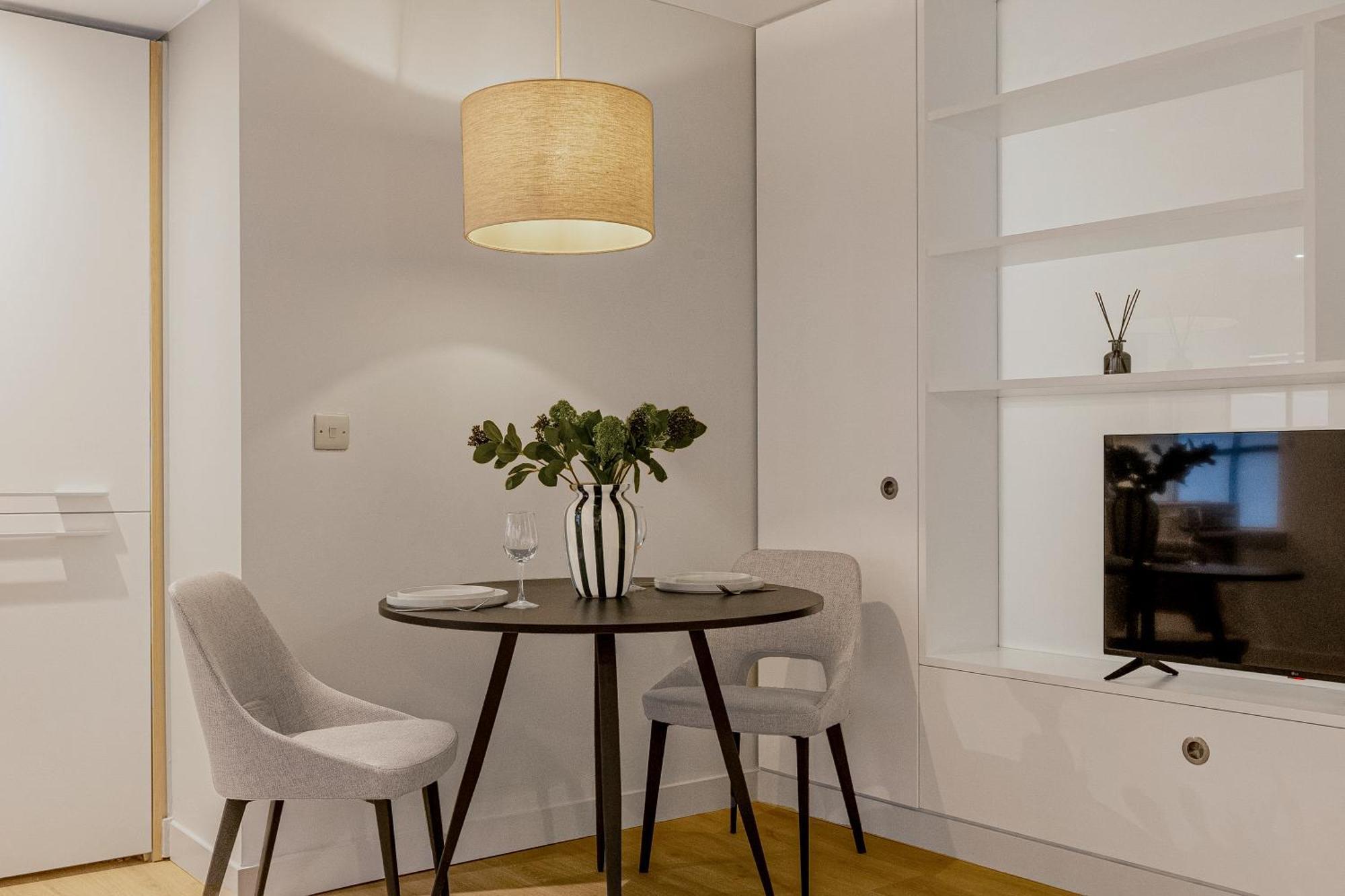 Central Servised Apartments On Artillery Lane Лондон Екстериор снимка