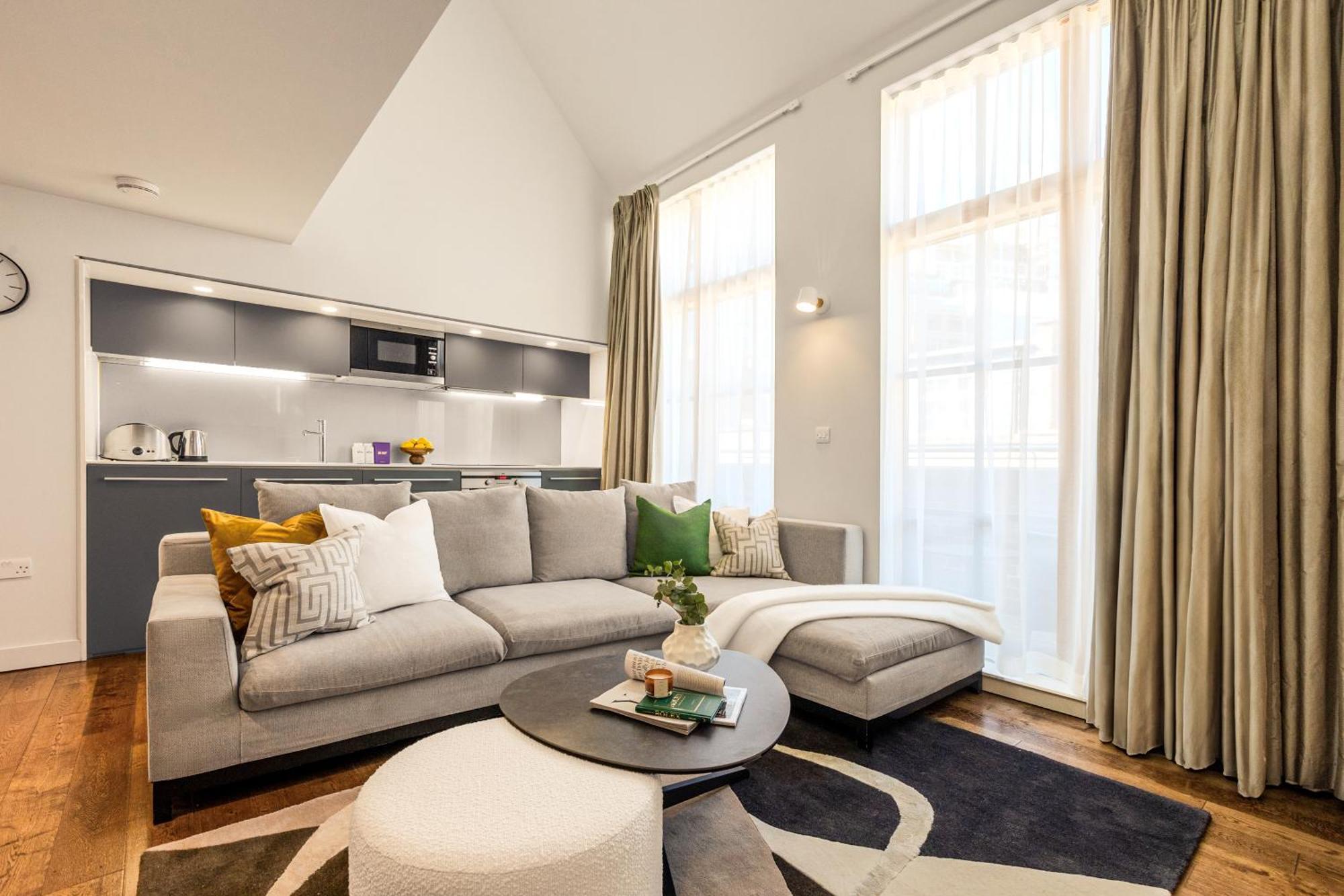 Central Servised Apartments On Artillery Lane Лондон Екстериор снимка